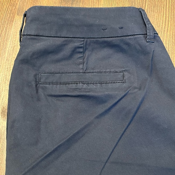 J.crew Factory 9" Frankie bermuda chino short Navy AL569 Size 8, Like New - Picture 15 of 15